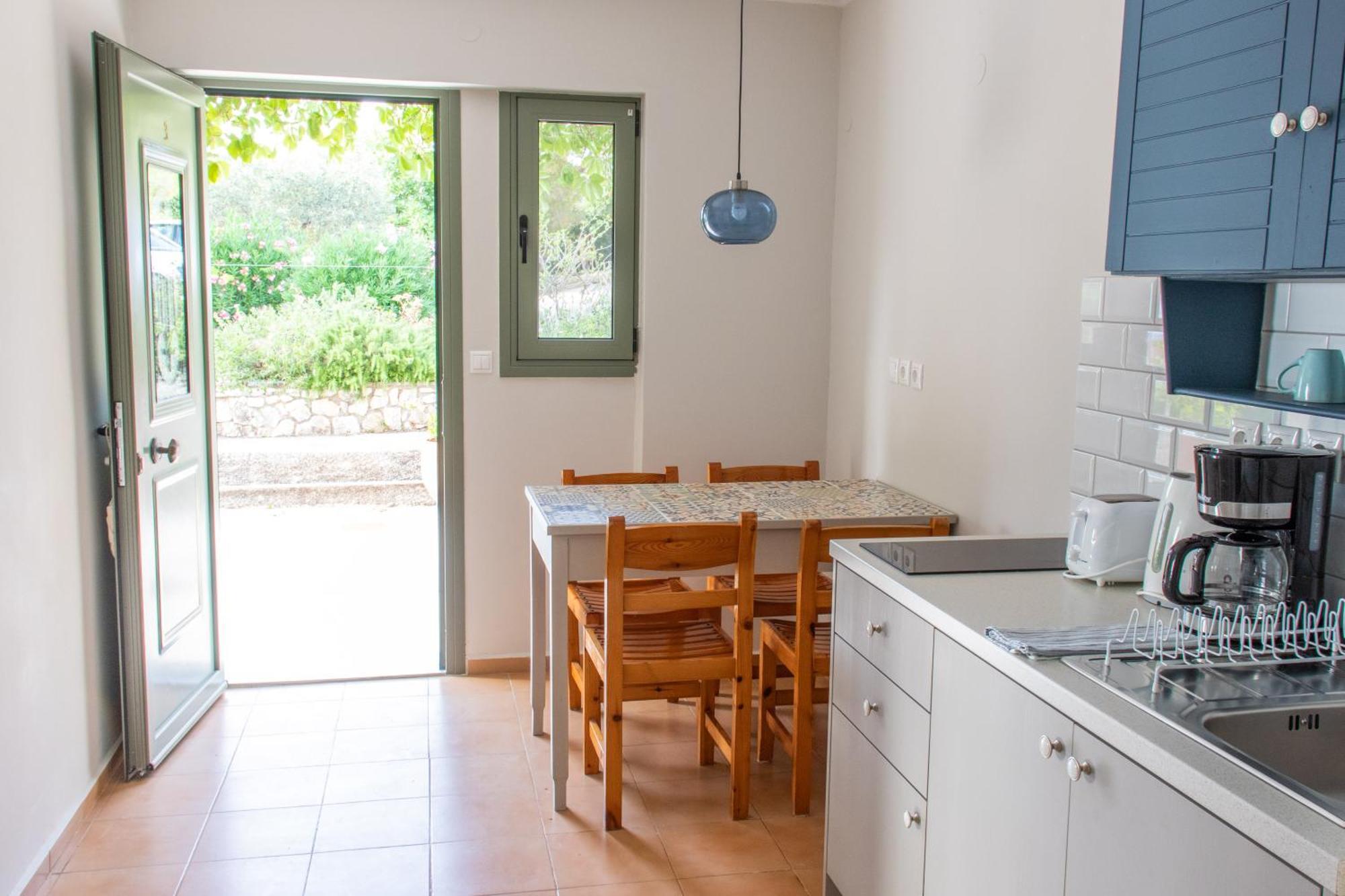 Despina Studios And Apartments Lassi  Dış mekan fotoğraf